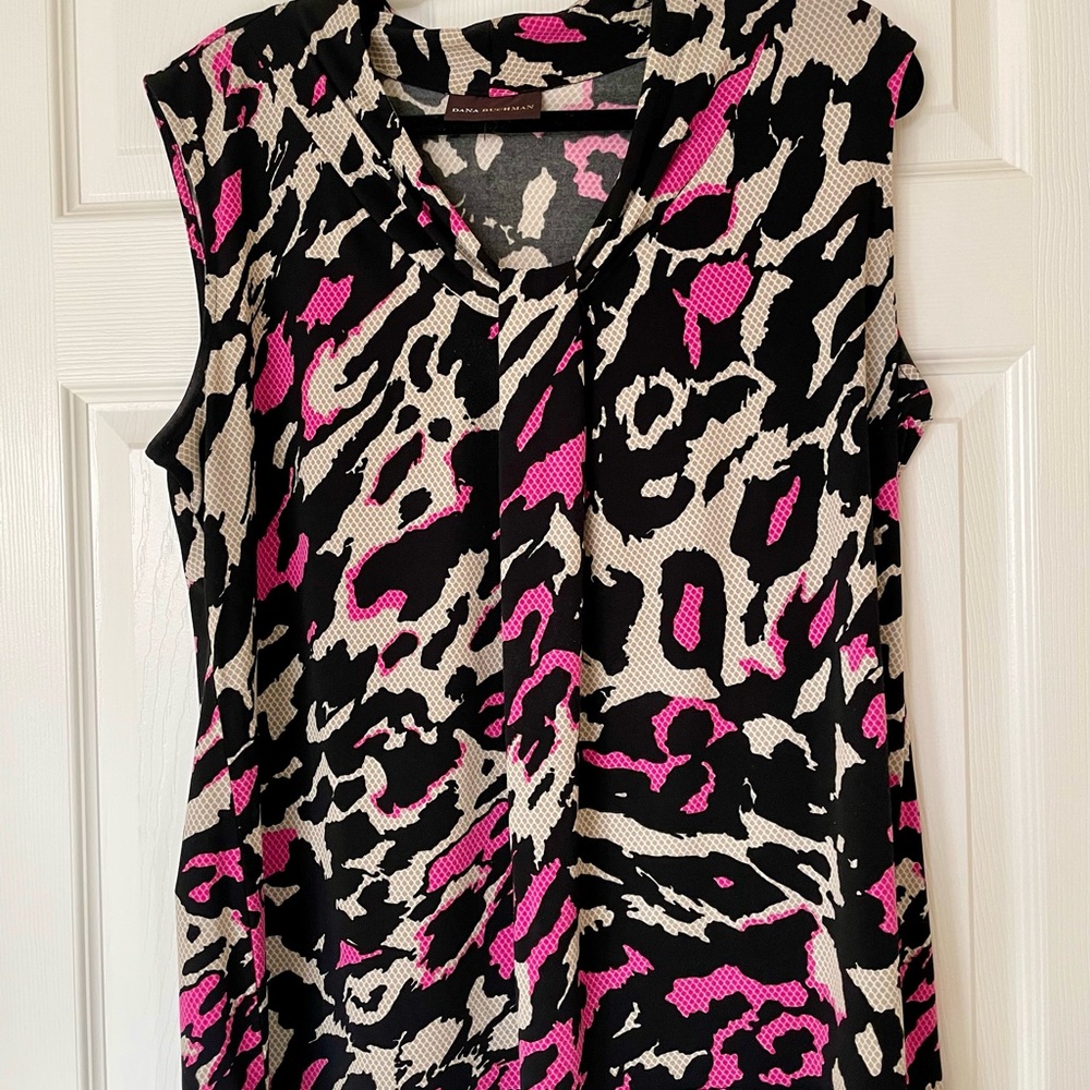 EUC 💖 Dana Buchman | Animal Print | Sleeveless Top